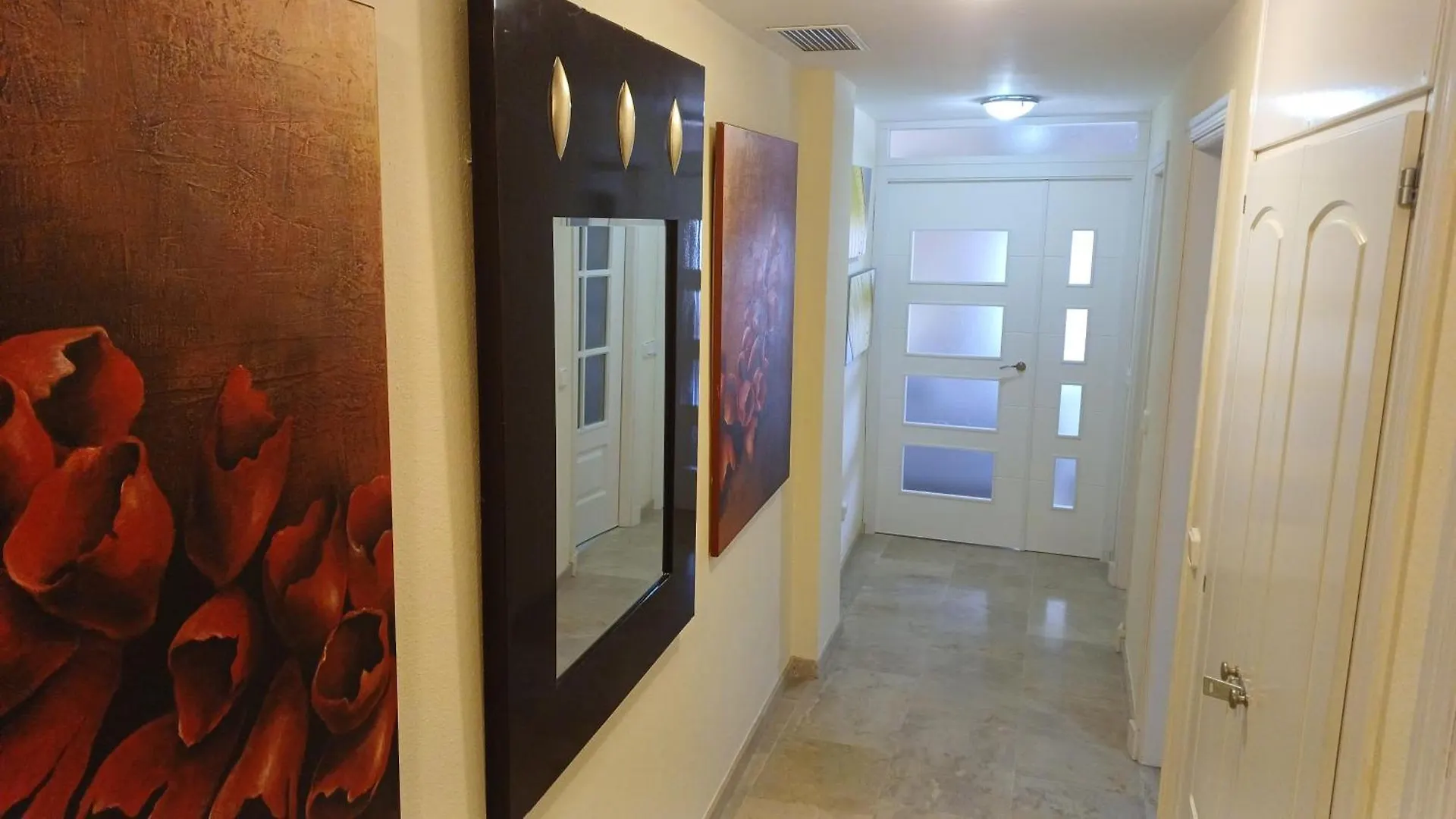 Residencial La Duquesa Suites Golf & Gardens, 26 San Luis de Sabinillas 0*,  Španělsko