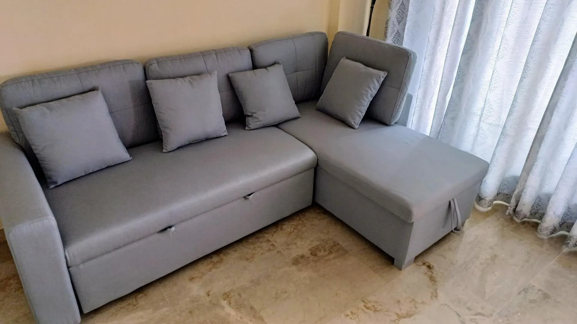 Residencial La Duquesa Suites Golf & Gardens, 26 San Luis de Sabinillas 0*,  Španělsko